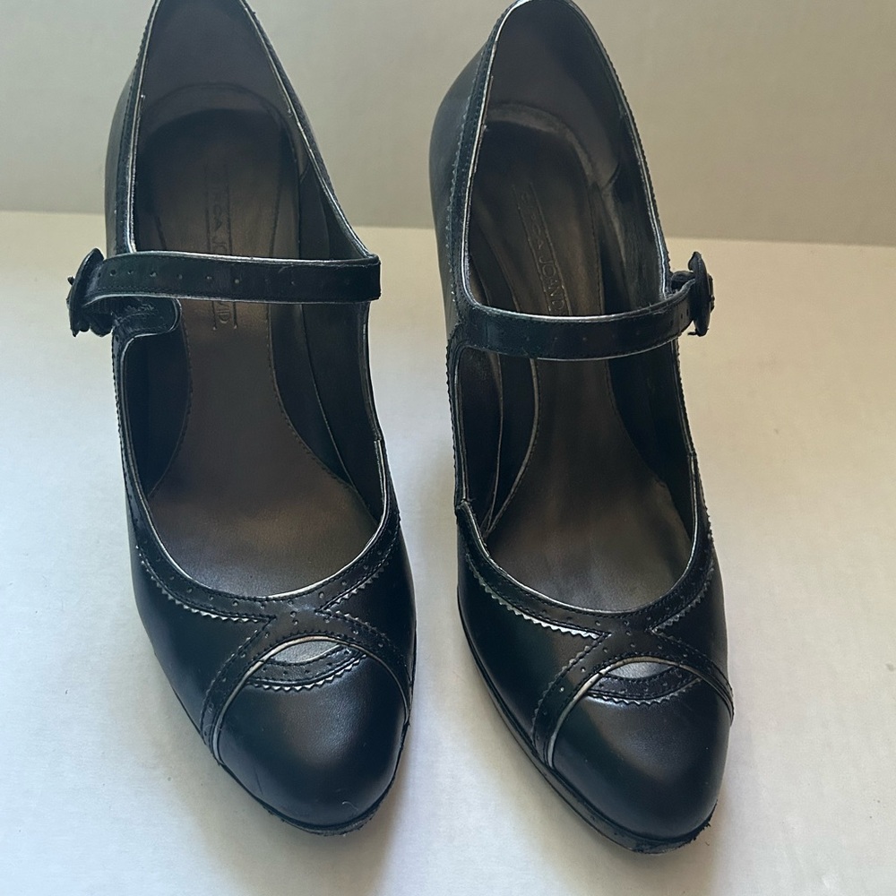 Joan & David Black Mary Jane Heels Women’s size 8